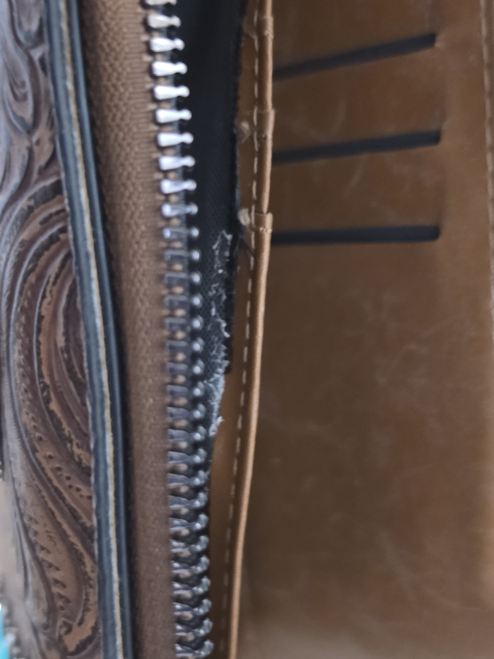 Sam & Hadley Western Tooled Faux Leather Crossbody Wallet Bag - Picture 10 of 16